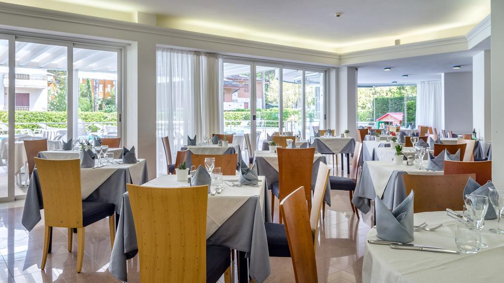 Hotel Smeraldo 리그나노 사비아도로 외부 사진
